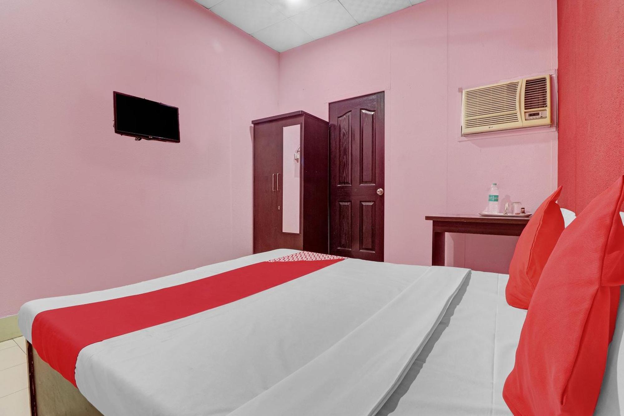 Hotel O Drizzling Land Muradnagar Bagian luar foto