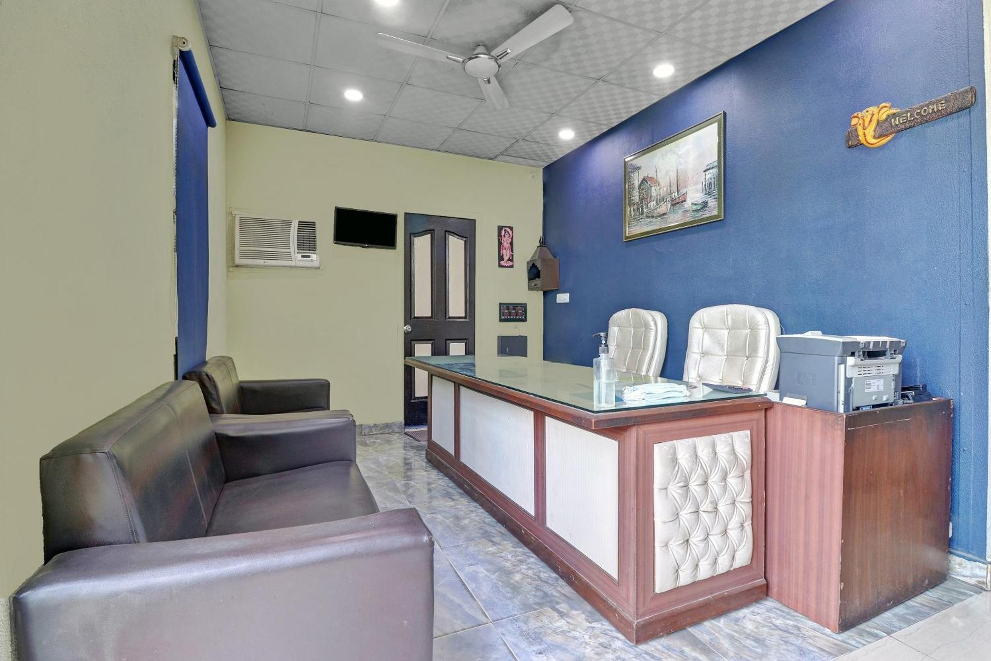 Hotel O Drizzling Land Muradnagar Bagian luar foto