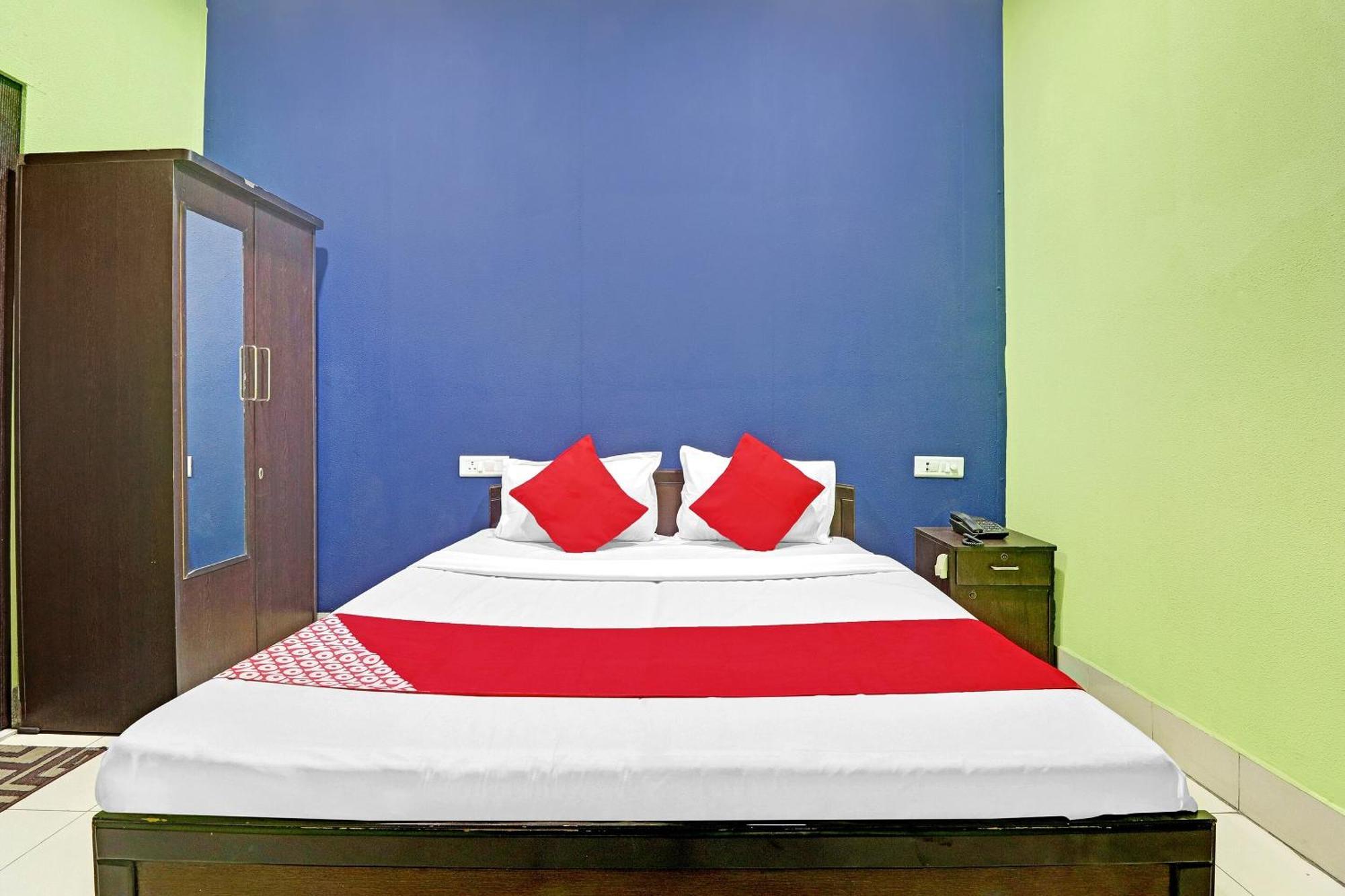 Hotel O Drizzling Land Muradnagar Bagian luar foto