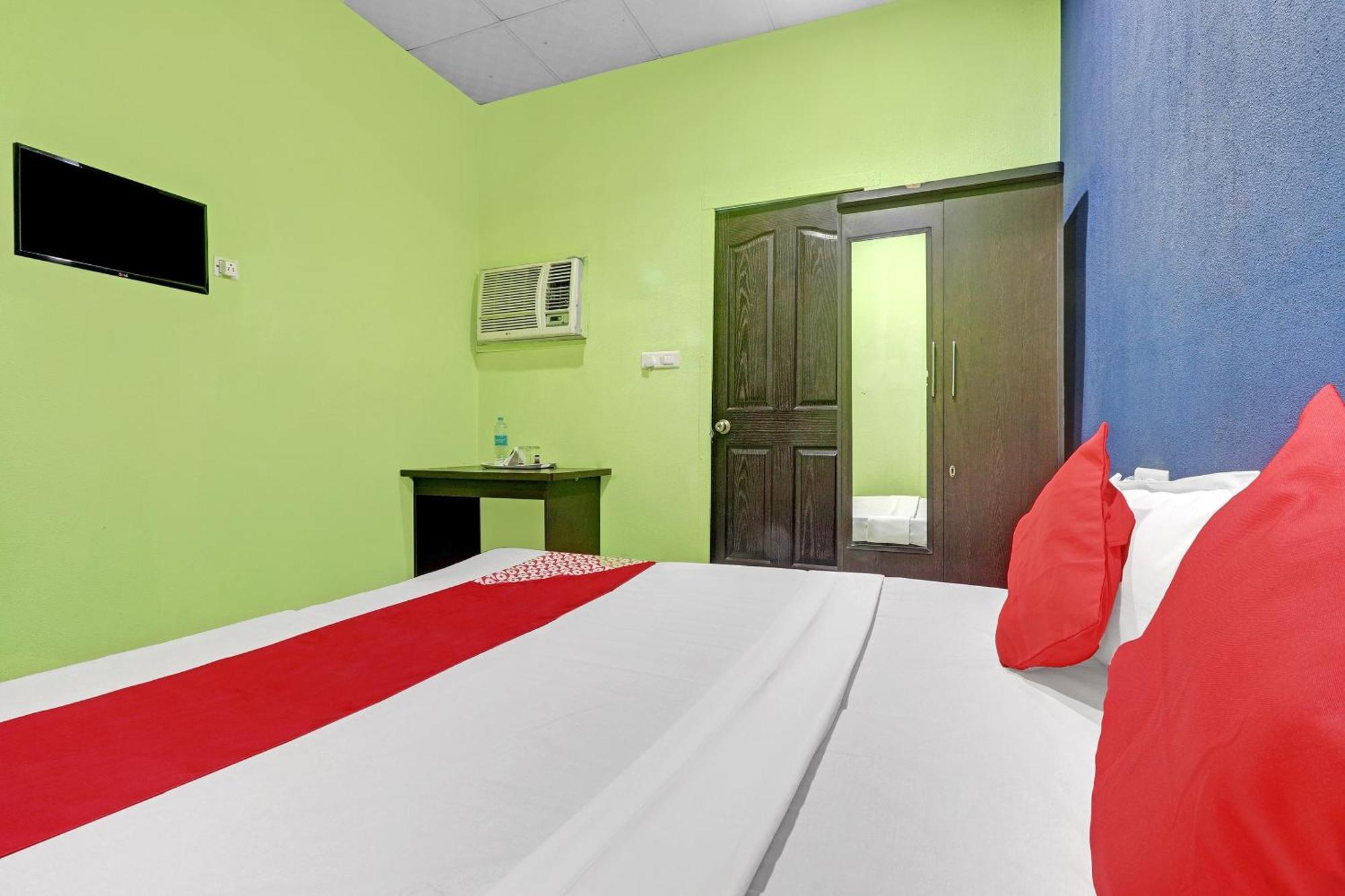 Hotel O Drizzling Land Muradnagar Bagian luar foto