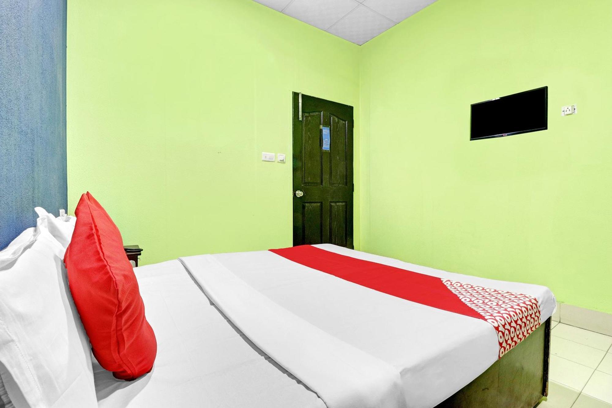 Hotel O Drizzling Land Muradnagar Bagian luar foto